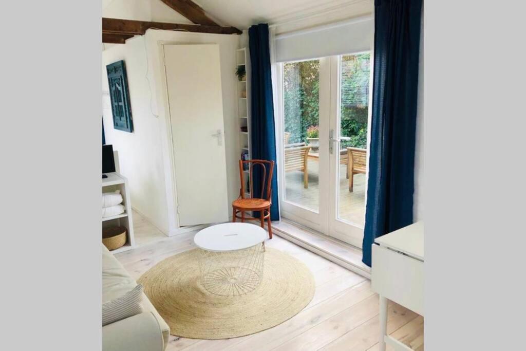 Tiny House In Tuin Van De Statige Villa Mariahof 多德雷赫特 外观 照片